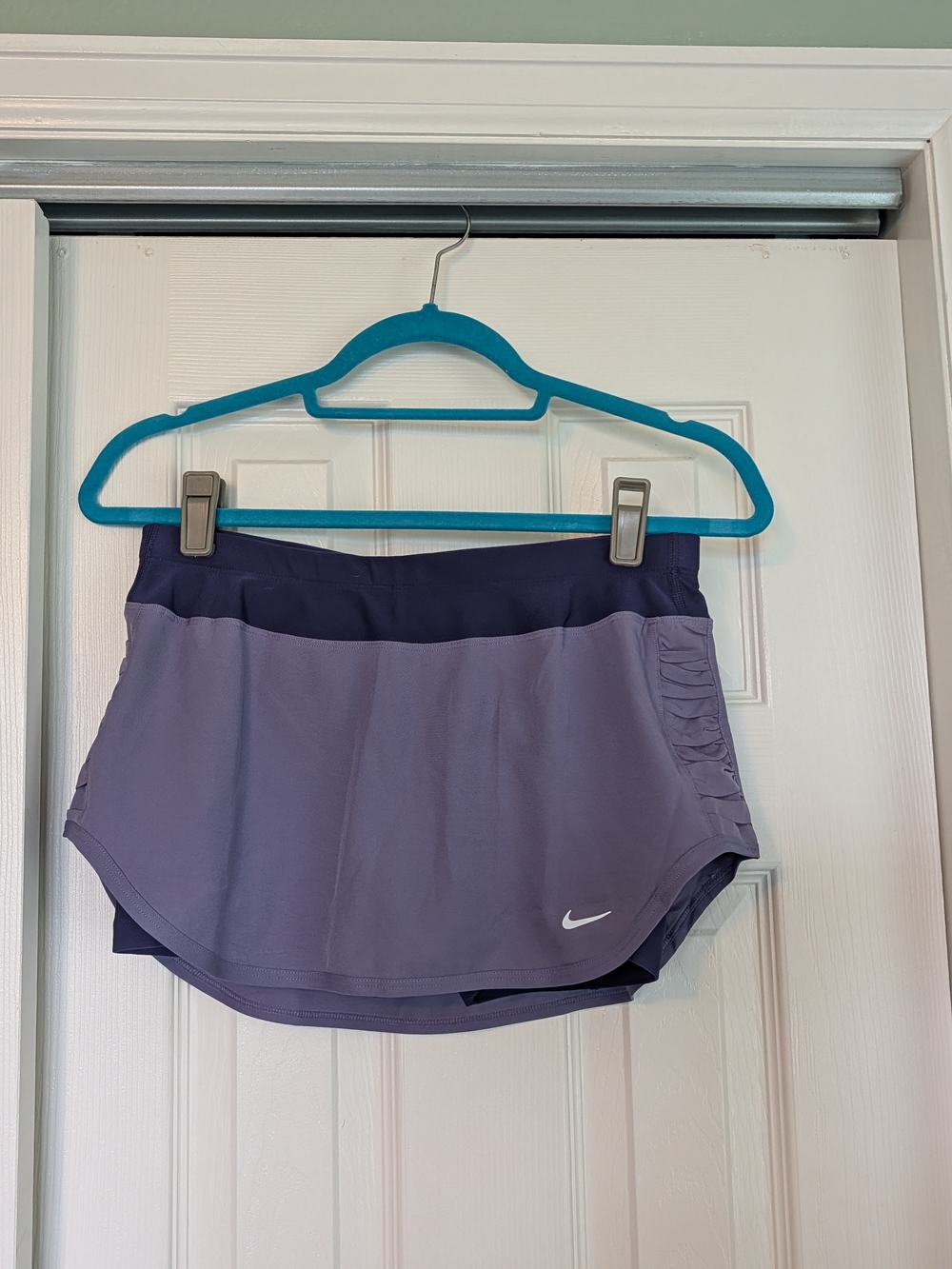 Nike Women’s Purple Athletic Skort
